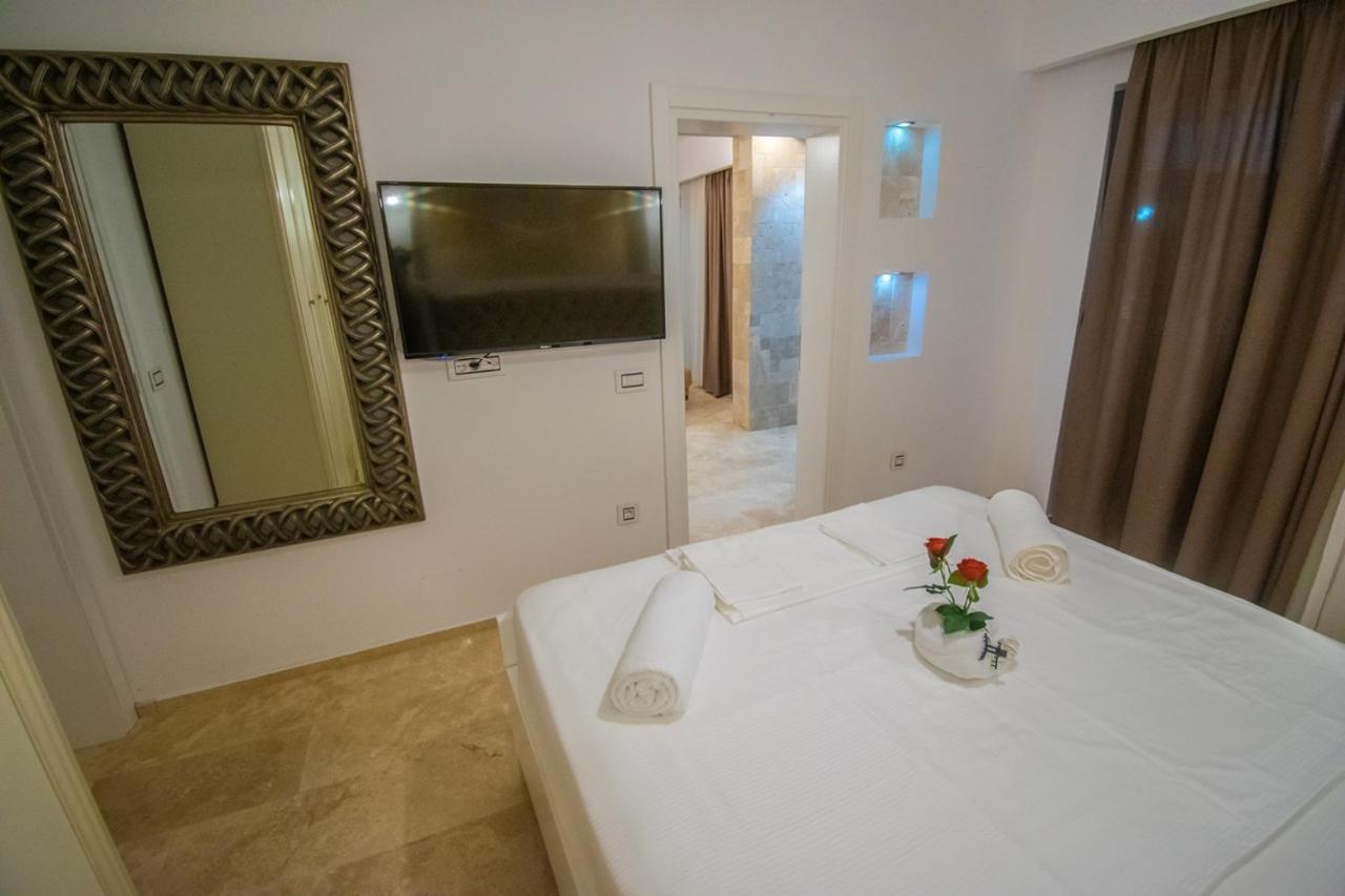 Golden Ulcinj