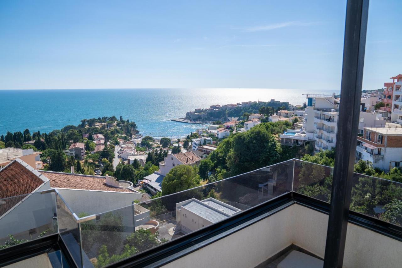 Golden * Ulcinj